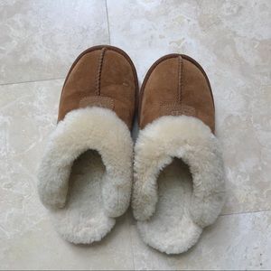 chestnut ugg slippers size 7